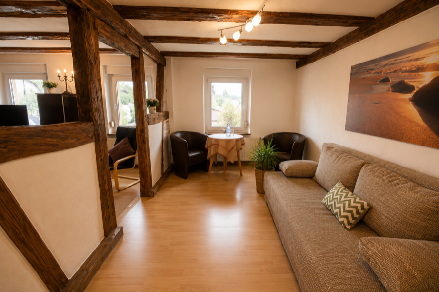 Landhaus Suite Zimmer 9 Detailansicht links